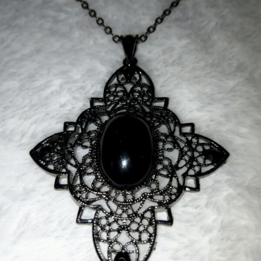 Necklace - Picture 3 of 3